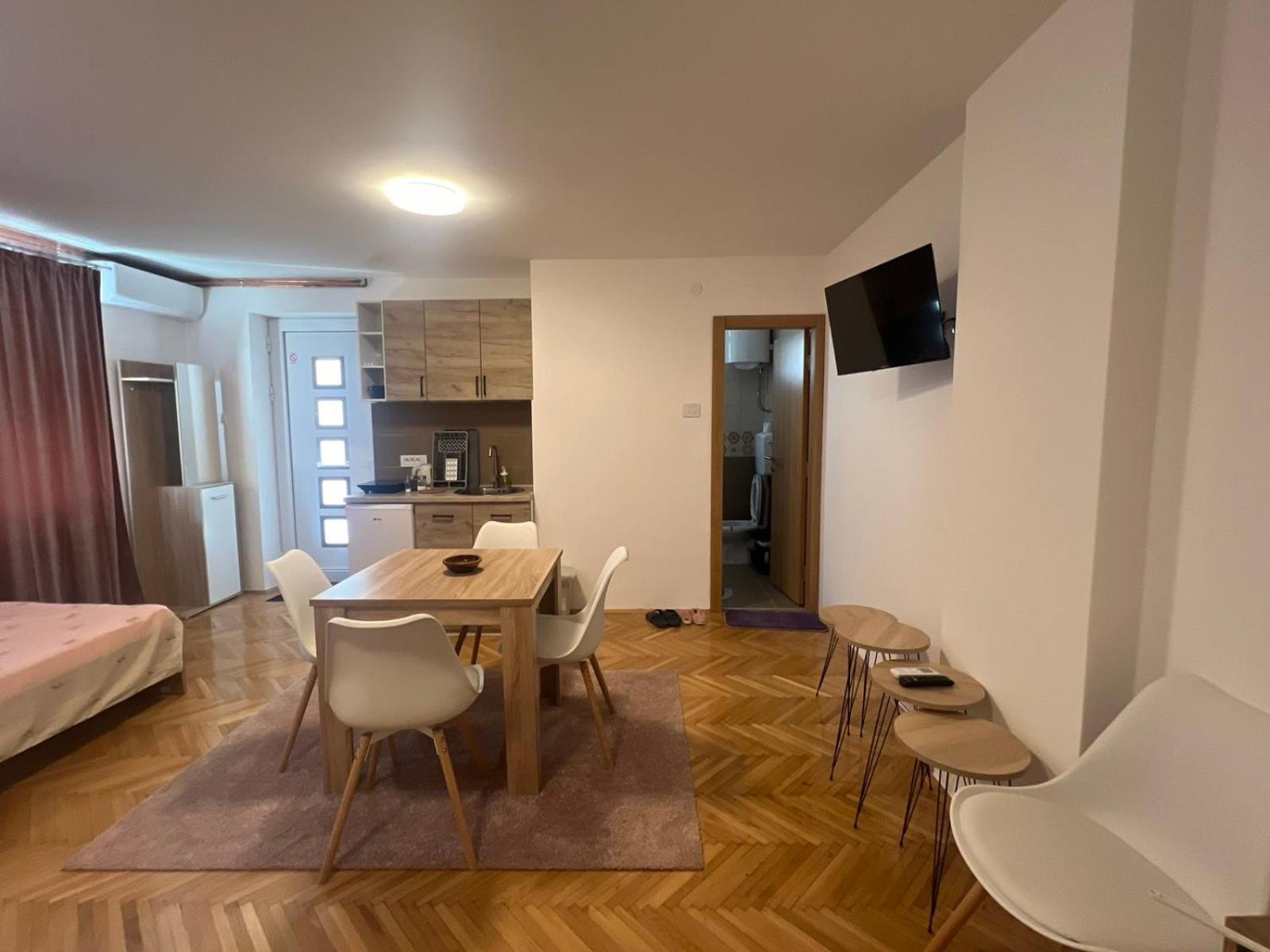 Apartment Ruza - House Of Roses *